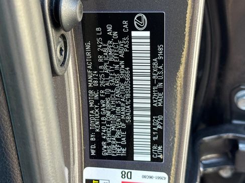 Certified 2025 Lexus ES 300h w/ Premium Package FWD image 32