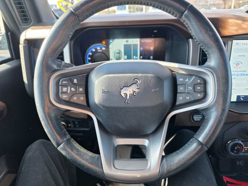 Certified 2022 Ford Bronco Outer Banks image 14