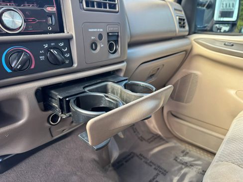 Used 2002 Ford F350 XLT AWD/4WD image 19