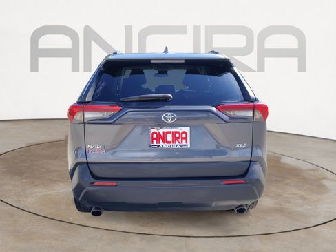Used 2021 Toyota RAV4 XLE FWD image 12