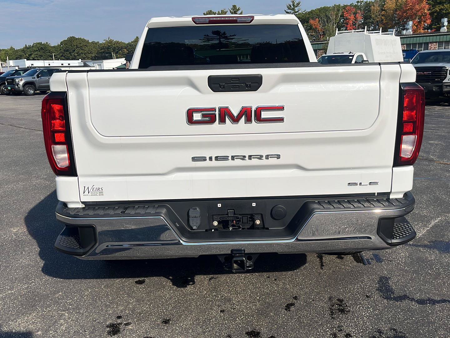 Used 2022 GMC Sierra 1500 SLE w/ Snow Plow Prep Package AWD/4WD image 4