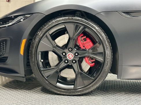 Used 2023 Jaguar F-TYPE R-Dynamic AWD/4WD image 17