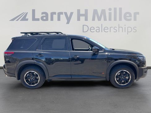 Certified 2025 Nissan Pathfinder Rock Creek AWD/4WD image 6