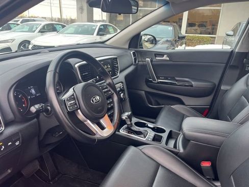 Used 2020 Kia Sportage EX image 34
