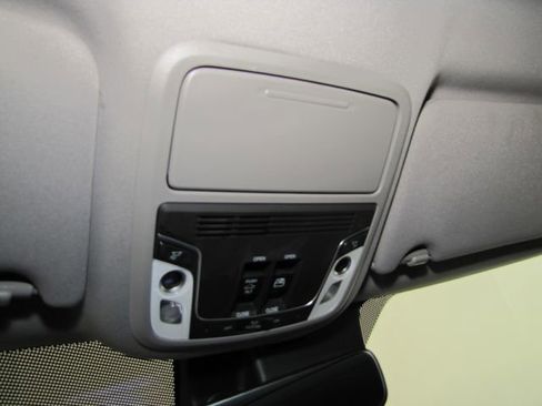 Used 2023 Honda Ridgeline RTL-E image 8