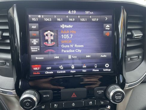 Certified 2019 RAM 1500 Laramie image 18