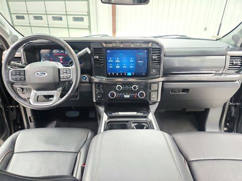 Used 2024 Ford F250 Lariat w/ Chrome Package image 26