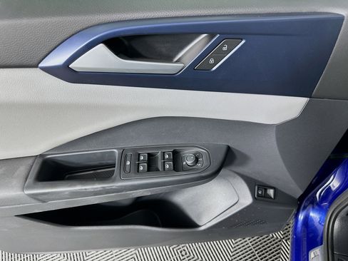 Used 2022 Volkswagen Taos SE image 15