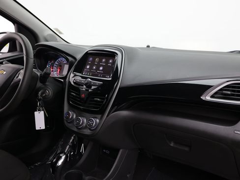 Used 2020 Chevrolet Spark LT FWD image 39