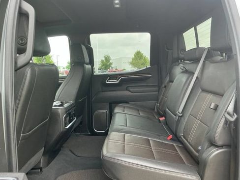 Used 2025 Chevrolet Silverado 1500 High Country w/ Technology Package AWD/4WD image 35