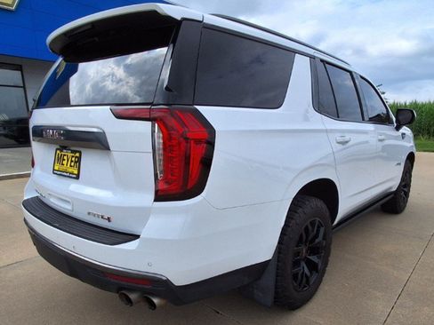 Used 2022 GMC Yukon AT4 AWD/4WD image 8