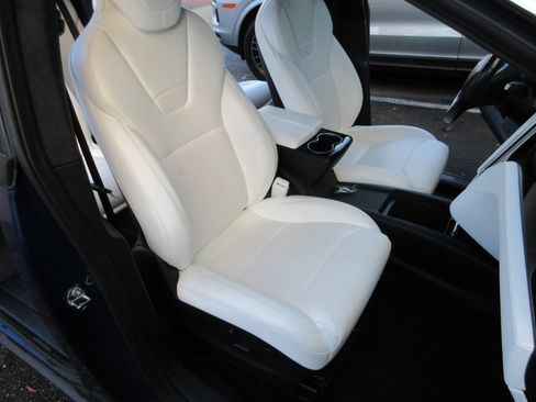 Used 2017 Tesla Model X P100D image 21