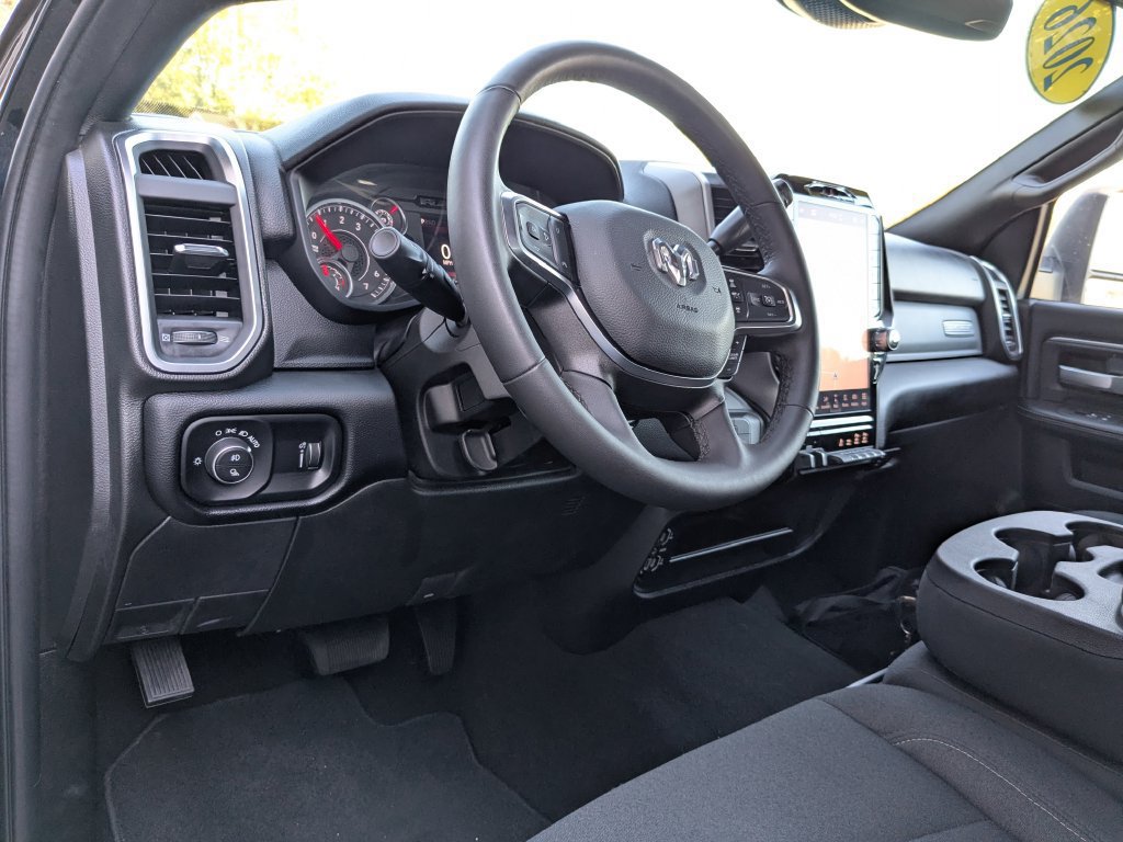 Used 2026 RAM 2500 Big Horn AWD/4WD image 2