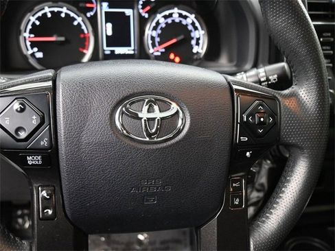 Used 2022 Toyota 4Runner TRD Off-Road Premium image 8