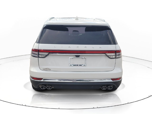 Used 2023 Lincoln Aviator Reserve w/ Equipment Group 201A RWD image 6