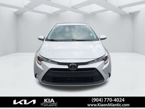 Used 2024 Toyota Corolla LE image 8