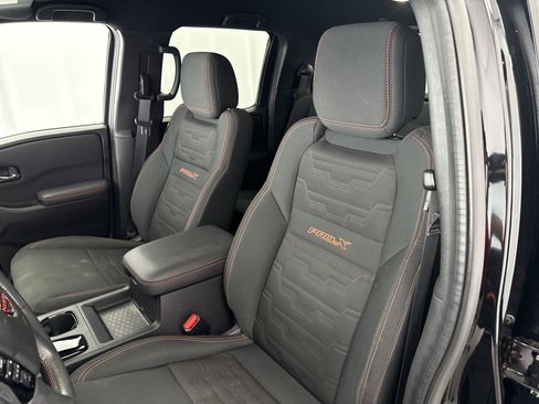 Used 2022 Nissan Frontier Pro-X w/ Technology Package image 8