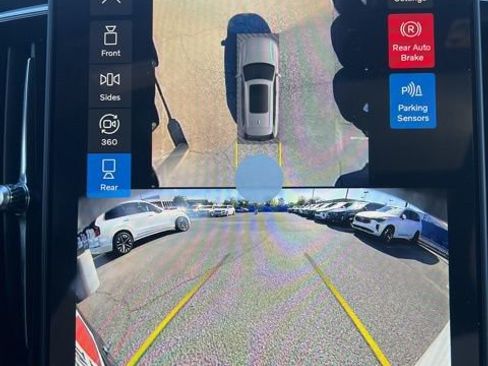 New 2026 Volvo XC90 B6 Plus w/ Protection Package Premier image 16