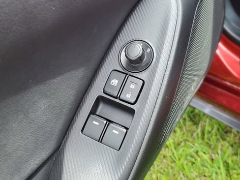 Used 2025 MAZDA MX-5 Miata RF Grand Touring RWD image 10