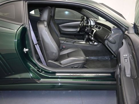Used 2015 Chevrolet Camaro SS w/ Green Flash Special Edition RWD image 28