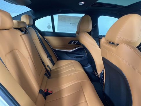 New 2025 BMW 330i xDrive Sedan w/ Convenience Package image 26