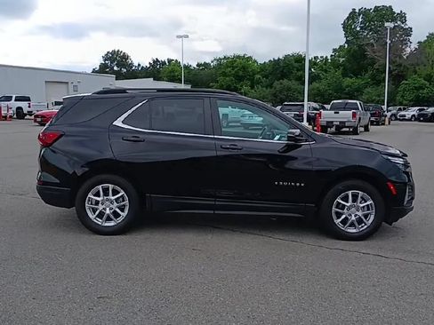 Certified 2023 Chevrolet Equinox LT AWD/4WD image 9