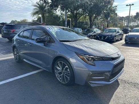 Used 2021 Toyota Corolla XSE image 9