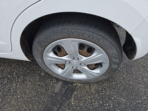 Certified 2022 Chevrolet Spark LS image 9