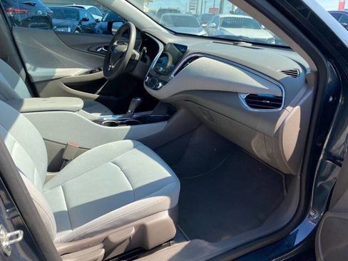 Used 2020 Chevrolet Malibu LT image 9