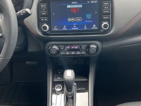 Used 2023 Nissan Kicks SR w/ SR Premium Package FWD image 13