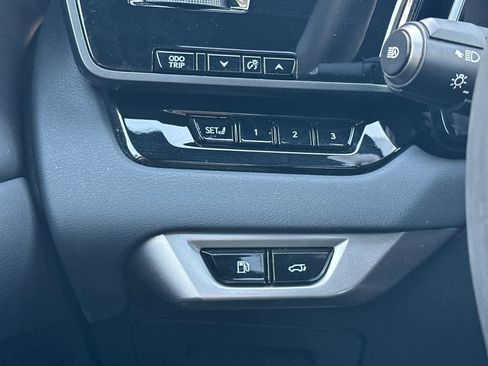 Certified 2025 Lexus RX 350h w/ Convenience Package image 31