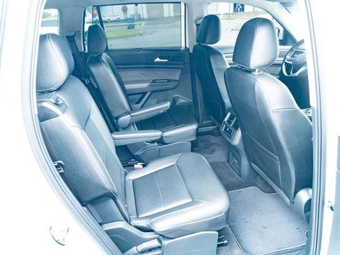 Certified 2022 Volkswagen Atlas SE w/ Black Wheel Package AWD/4WD image 41
