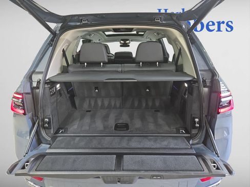 Used 2025 BMW X7 xDrive40i image 13