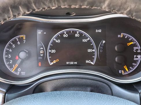Used 2017 Jeep Grand Cherokee Limited AWD/4WD image 31