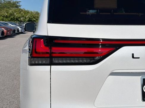 New 2026 Lexus LX 600 4WD w/ Luxury Package image 10