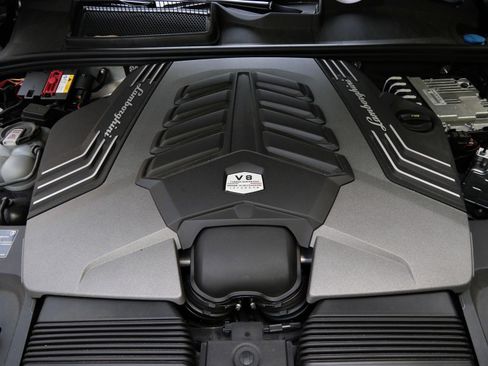Used 2023 Lamborghini Urus S AWD/4WD image 31