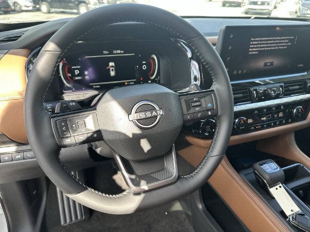 New 2026 Nissan Pathfinder Platinum w/ Accent Package AWD/4WD image 20