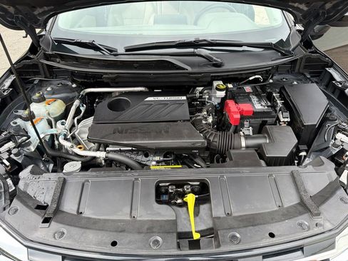 Used 2025 Nissan Rogue SV AWD/4WD image 35