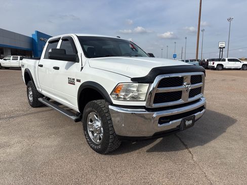 Used 2018 RAM 2500 Tradesman w/ Chrome Appearance Group image 8