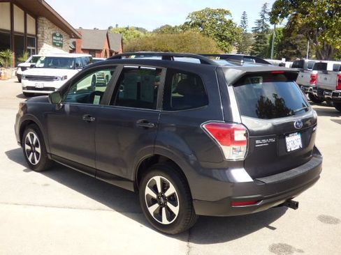 Used 2018 Subaru Forester 2.5i Premium w/ Popular Package #2A AWD/4WD image 5