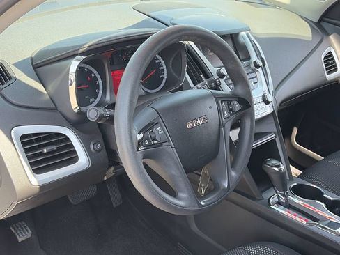 Used 2017 GMC Terrain SLE FWD image 17