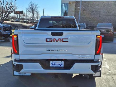 New 2026 GMC Sierra 3500 Denali w/ Denali Reserve Package image 24