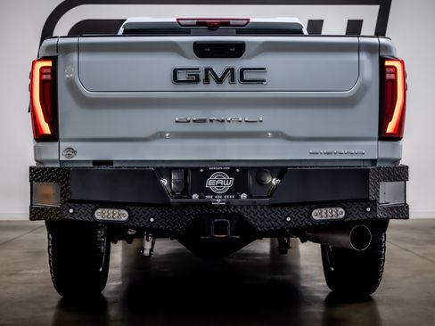 Used 2026 GMC Sierra 2500 Denali Ultimate AWD/4WD image 11