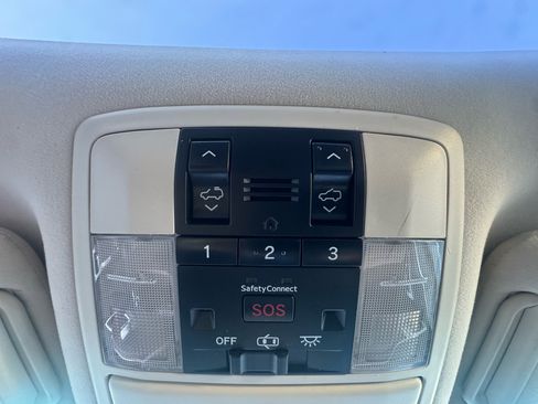 Used 2010 Lexus GX 460 image 24