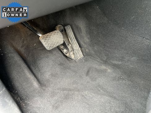 Certified 2025 Mercedes-Benz GLE 450e 450e 4MATIC w/ Driver Assistance Package image 17