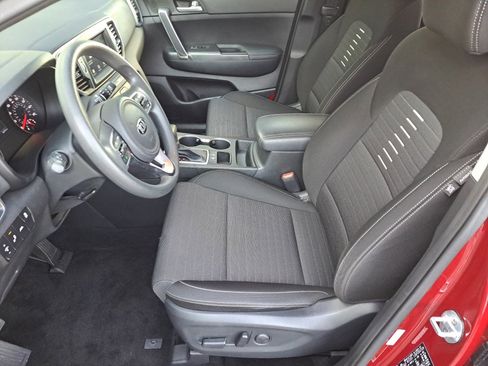 Used 2018 Kia Sportage LX w/ LX Technology Package image 11
