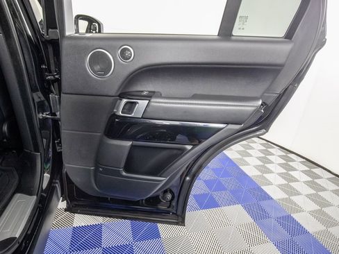 Used 2017 Land Rover Range Rover Supercharged image 16