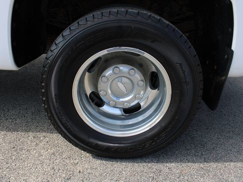 Used 2013 Ford F350 Lariat w/ Chrome Pkg AWD/4WD image 19