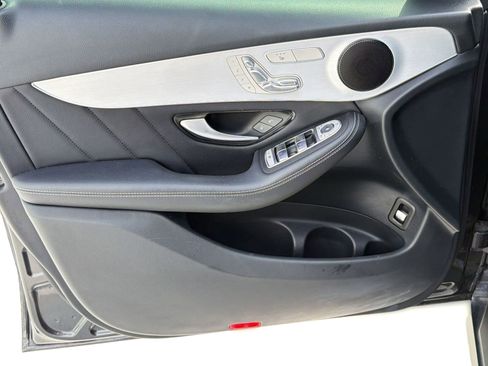 Used 2022 Mercedes-Benz GLC 300 image 13