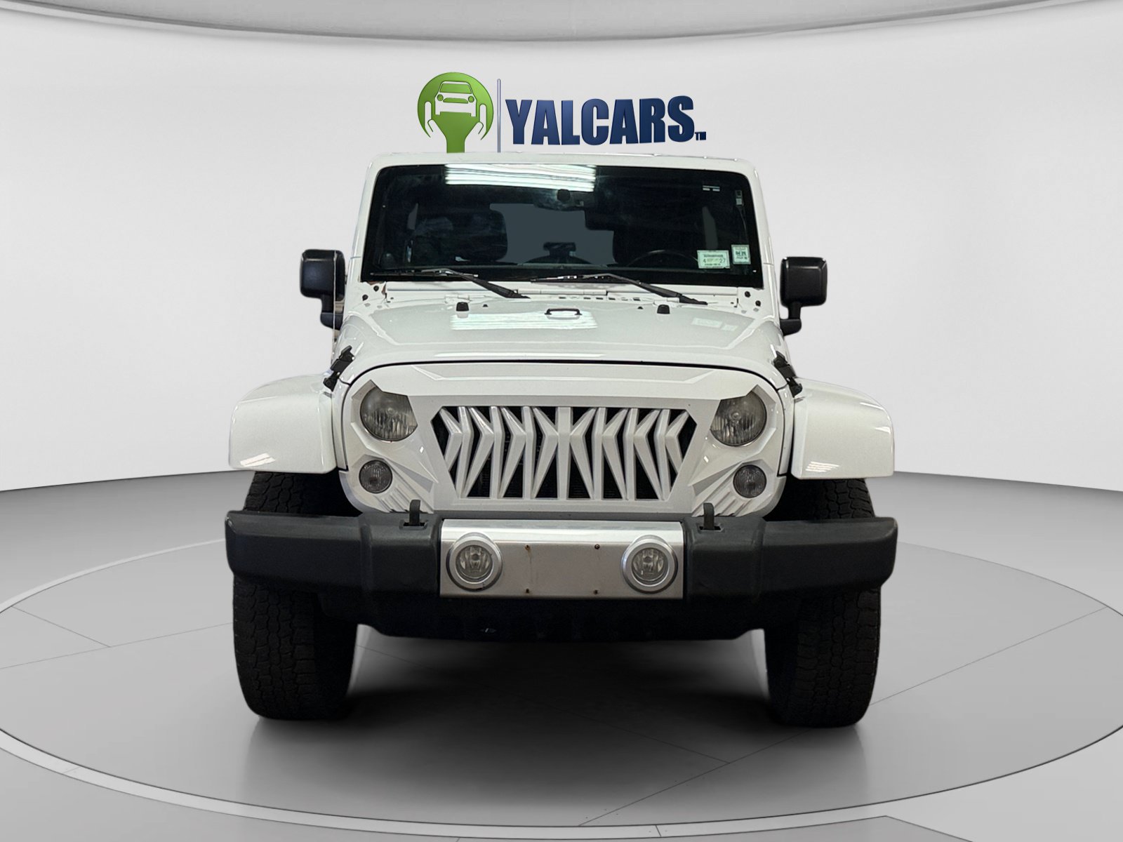 Used 2014 Jeep Wrangler Unlimited Sahara w/ Connectivity Group AWD/4WD image 8